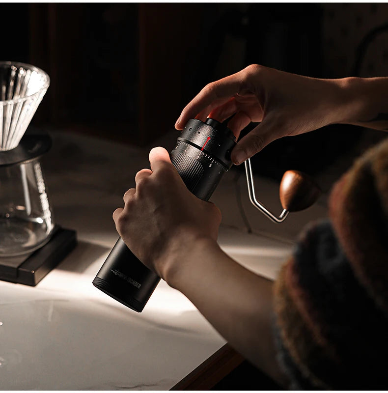 Externally Adjustable Coffee Grinder Manual Espresso Grinding Machine Portable