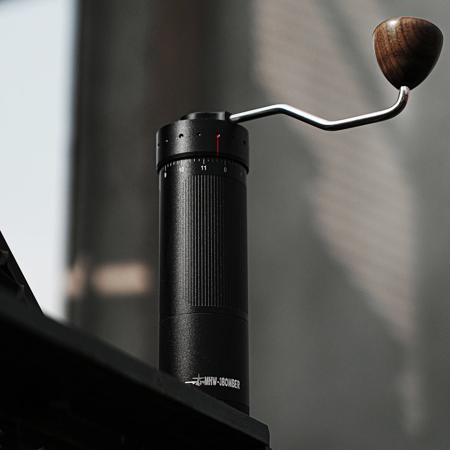 Externally Adjustable Coffee Grinder Manual Espresso Grinding Machine Portable