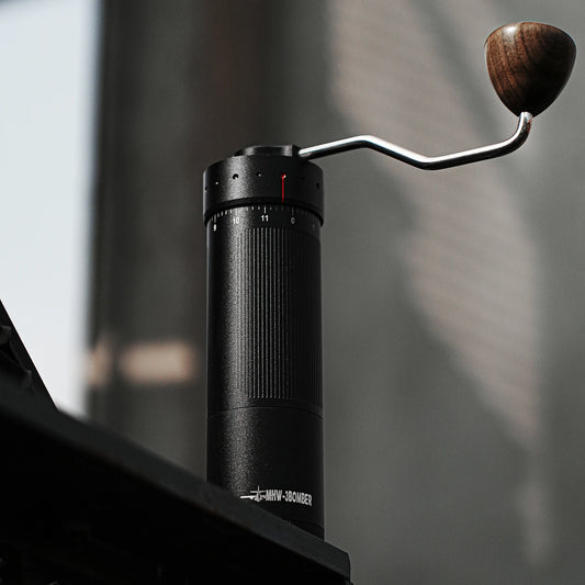 Externally Adjustable Coffee Grinder Manual Espresso Grinding Machine Portable